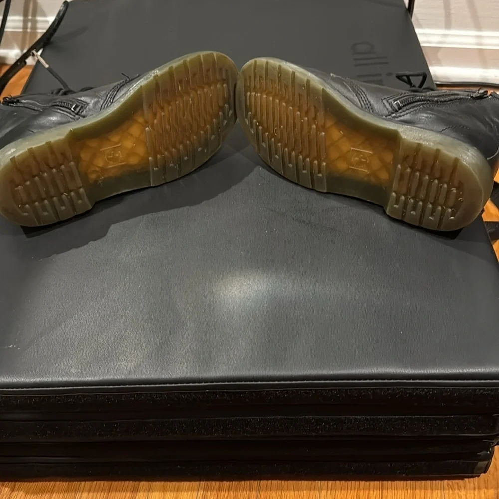 Dr. Martens Black Air Wave Boots